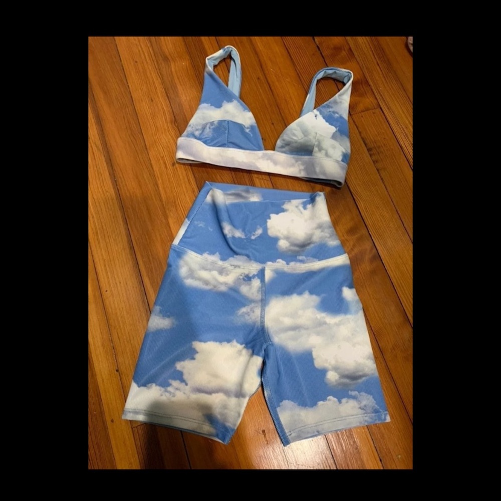Beach Riot Cloud ☁️ matching ribbed workout set Size XS